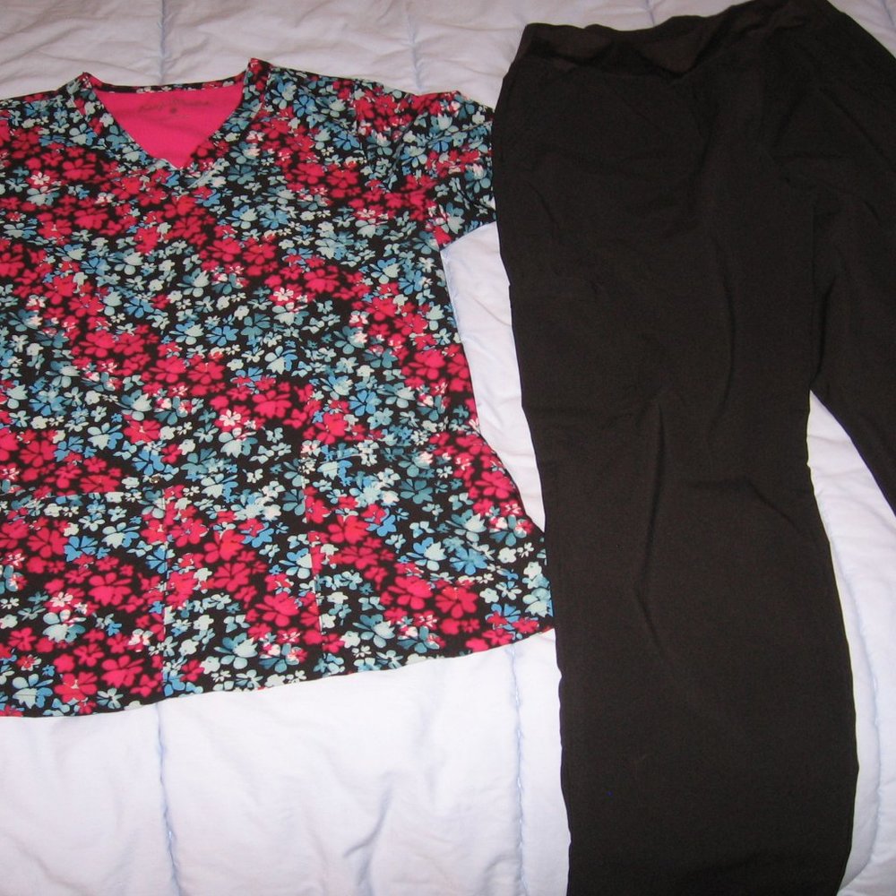 Women's Easy Stretch Scrub Set Purple/Blue Floral Top & Black Pants